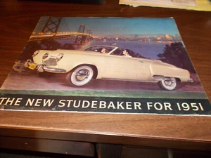 1951 Studebaker Deluxe Sales Catalog/ FREE Shipping - Picture 1 of 4