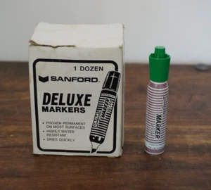 Box of 12 - Green SANFORD DELUXE 4” Permanent Marker #10004 - Free Shipping - Picture 1 of 7