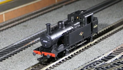 Bachmann 32-225DC BR 3F Class  0-6-0, BR Black Livery, Excellent+, Boxed DCC - Image 1 of 4