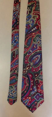 Corbata de seda Bullock & Jones Ancient Madder en colorido patrón floral de cachemira Foto 1 de 4