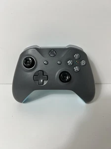 Microsoft Xbox One Controller Model 1708 - Picture 1 of 5