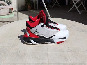Sneakers Nike Air Jordan Max Aura 4 DN3687-106,White Black Red,Size EU 46, UK 11 - Foto 1 di 11