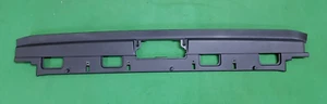 for LAND ROVER DISCOVERY 5 2017 TAILGATE RECLINE PLATE LR107514 - Picture 1 of 4