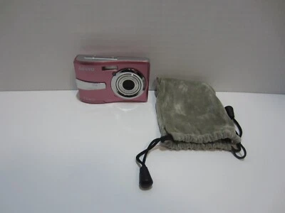 SANYO 7.1 MEGA S750 3X Optical Zoom Pink - FOR PARTS Not Working - See Photos - Image 1 of 4