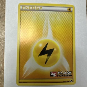 17 Lightning Energy 108/114 Crosshatch Holo Promo - B&W 2011 Play! Pokemon - Picture 1 of 2