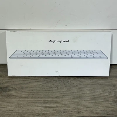 Apple Magic Keyboard MLA22LL/A (A1644) Wireless Bluetooth Original Box & Manual - Image 1 of 4