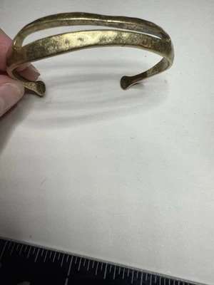 Brazalete Boho Ajustable Vintage Marca Lucky Martillado Envejecido Tono Dorado Foto 1 de 4