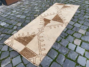 Antique rug Runner rug Turkish rug Bohemian rug Handmade rug Oushak rug - Picture 1 of 8