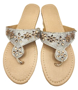 Women's Sandals Size 9 Olivia Miller Silver/Gold Sequined Thong Flip Flops, NWT - Picture 1 of 13