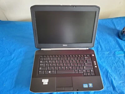Dell Lattitude 14" Laptop/Notebook Intel Core i3 Windows 7 Pro - Image 1 of 4