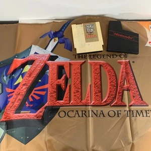 The Legend of Zelda Bundle Gold Cartridge & Flag Banner Nintendo 1987 Vintage  - Picture 1 of 12