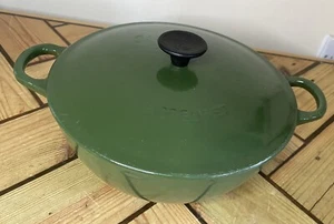Vintage Le Creuset Green 22cm Round Cast Iron Enamel Casserole Soup Pot Dish - Picture 1 of 9
