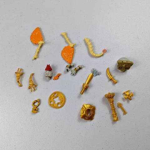 Moose Treasure X Figure Parts and Weapons Lot Cover