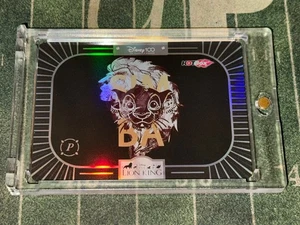 2023 Kakawow Disney Hotbox Lion King Simba Black Refractor Promo EXTREME RARE SP - Picture 1 of 2