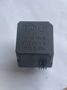 Original Mercedes-Benz E M S V Klasse schwarz Relais 4RA007791-00 A0025421319 geprüft - Bild 1 von 2