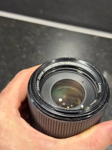 Canon New FD 70-210mm F/4 NFD MF Macro Zoom Lens w/ Filter From JAPAN - Picture 1 of 7