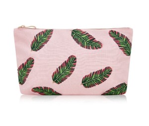 elizabeth scarlett constellation makeup bolsa