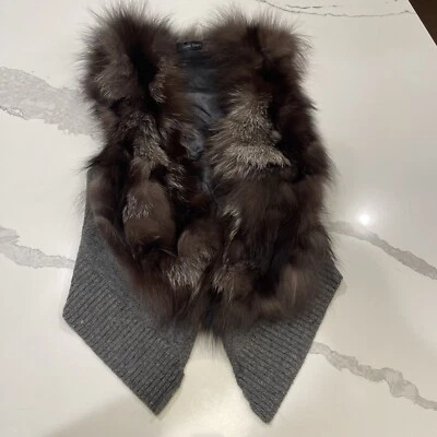 Chaleco Love Token de piel de zorro plateado para mujer gris chaqueta sin mangas talla XS un gancho Foto 1 de 4