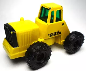 VINTAGE 1992 TONKA YELLOW 2 7/8" DIECAST TRACTOR TRUCK CONSTRUCTION VEHICLE - Picture 1 of 6