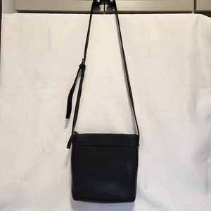 Lifetime Premium-Umhängetasche aus vollnarbigem Rindsleder schwarz 10 x 10 - Bild 1 von 7