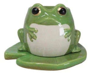 Whimsical Green Toad Frog On Lily Pad Ceramic Essential Oil Warmer Candle Holder - Picture 1 of 10