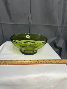 1950's E.O. Brody CO. M2000 Green Glass Bowl Dish Scalloped Rim MCM Vintage - Picture 1 of 6