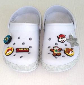 Sz J 3 Crocs Big Kids Pale Blue/Gray Sparkles On Trim Slip-On Sandals W Charms - Picture 1 of 12