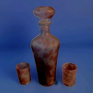 Vintage Frosted Hand Blown Hand Painted Decanture With Two Small Glasses. - Picture 1 of 7