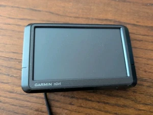 Garmin Nuvi 265W Portable GPS Navigator - Picture 1 of 3