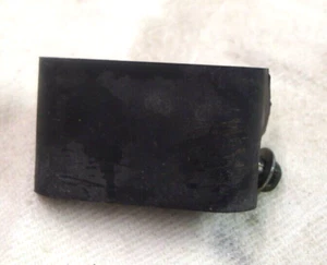 89 Yamaha TZR250 Frame Rubber Motor Mount Bracket 3MA-22147-00-00 PARTS ONLY - Picture 1 of 6