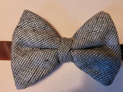 Pajarita de seda de gran tamaño pata de gallo gris/negro padrinos de boda Speakeasy Nochevieja  Foto 1 de 4