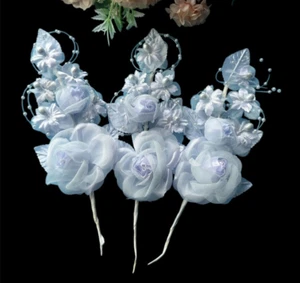 Ramillete de flores de seda azul 6" con spray de perlas precio para 3 ramilletes - Imagen 1 de 4