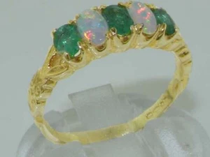 Solid 9ct Yellow Gold Natural Emerald & Opal Vintage style Band Ring - Picture 1 of 1