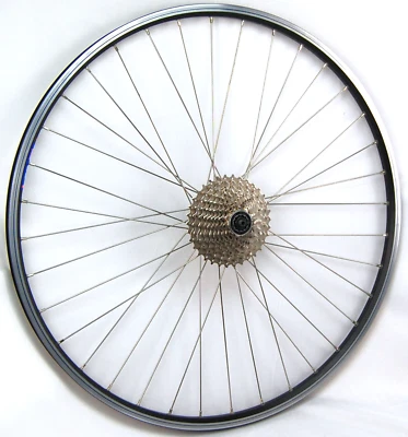 Hinterrad 28 Zoll Hohlkammerfelge mit montierter 10fach Kassette Shimano schwarz - Bild 1 von 4