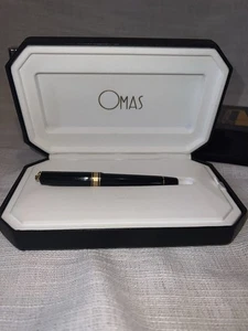 Omas Small Rollerball Pen Black w Gold Trim, 18k Medium 2nd Pen - Picture 1 of 5