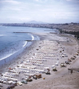 Vintage Stereo Realist Photo 3D Slide PERU Beach Near Lima - Picture 1 of 2