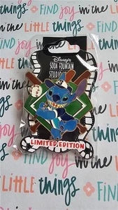 DSF Disney Stitch Playing Baseball LE 300 - Stitch At Bat Ball Player Pin #97071 - Picture 1 of 1