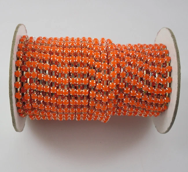 ss12 colorful acrylic crystal 3mm rhinestone silver claw chain fashion Applique - Image 1 of 1