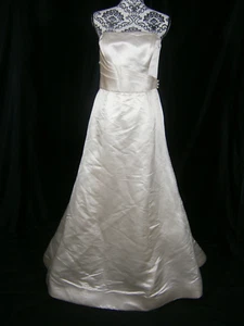 Watters Brides 10 Ivory Silk A-line Ruched Bodice Sweep Train Classic NEW - Picture 1 of 10