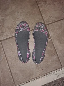 Woman's Gently Used Crocs - Picture 1 of 4