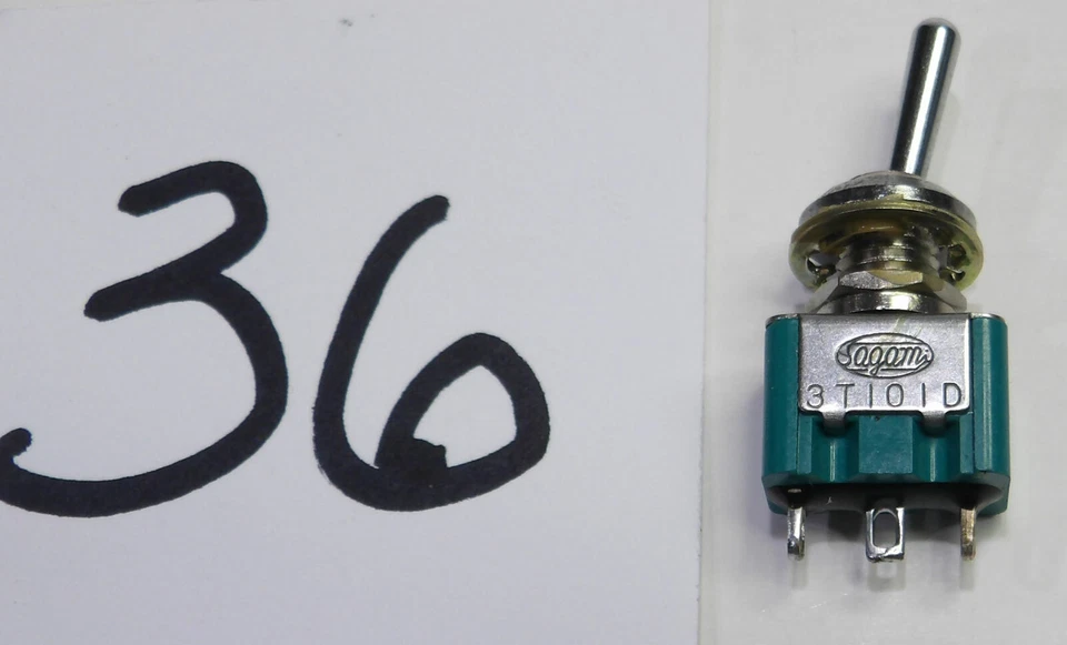 Transmitter Toggle Switch RC Futaba Spektrum JR 2 Position SHORT ROUND Bat # 36 - Image 1 of 4