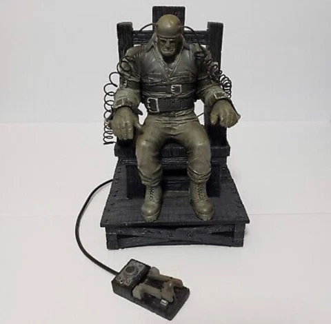 Sin City Death Row Marv Electric Chair McFarlane Toys 2000 Frank Miller Cover