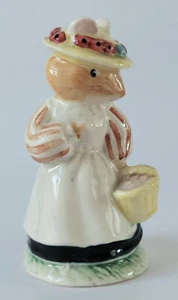 Royal Doulton Brambly Hedge Lady Woodmouse Figure DBH5 - Picture 1 of 5