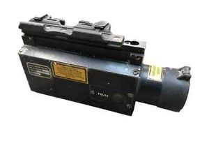 British Army SA80 LTLE CLASS 3B Laser System with Woodland DPM Case - Imagen 1 de 12