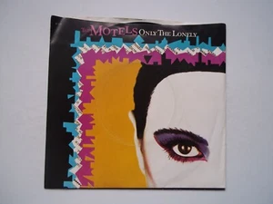 THE MOTELS - Only The Lonely / Change My Mind - 45 RPM 7" Record 1982 CAPITOL - Picture 1 of 6