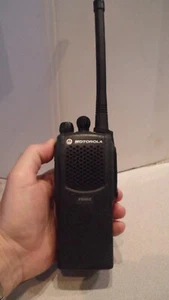 Motorola PR860 VHF 136-174 5W 16CH Two Way Radio AAH45KDC9AA3AN w/Batt EXCELLENT - Zdjęcie 1 z 8
