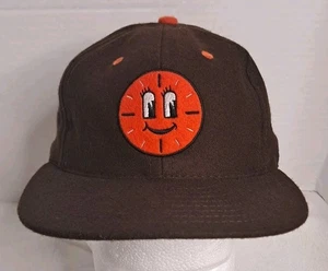 Neu mit Etikett Loki Marvel Studios Cast & Crew Baseballmütze Kappe braun Wolle verstellbar - SELTEN - Bild 1 von 9