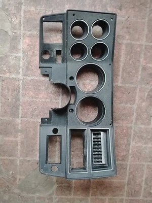 1973-1987 Chevy GMC C/K Truck DASH GAUGE BEZEL C10 K5 K10 Squarebody GM 14023002 Foto 1 de 4