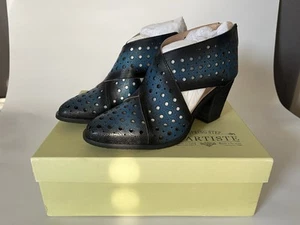 New, SPRING STEP L'ARTISTE GHALNA Blue Black Leather, Cutout Bootie Size 8.5. - Picture 1 of 6