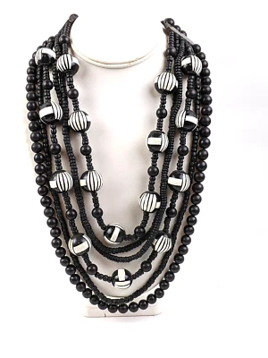 Collar retro audaz años 80 blanco y negro pintado a mano cuentas de madera 22" Foto 1 de 4